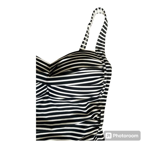 COPY - NWOT Niptuck Swim The Joanne black and white striped one piece - Size 6 - Picture 3 of 6